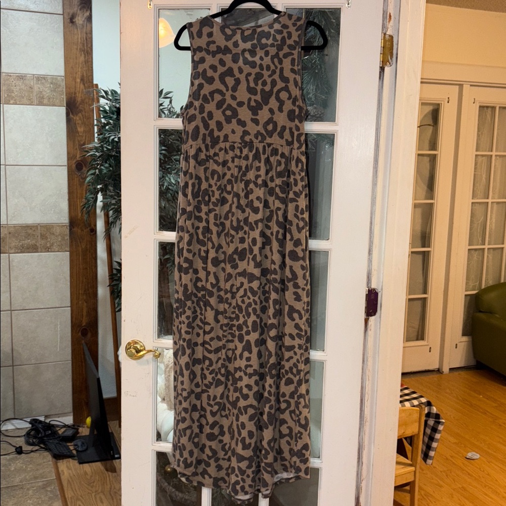 Impressions Neutral Leopard Print Sleeveless Maxi… - image 4